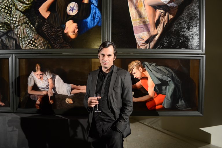 Portrait Dimitris Tzamouranis