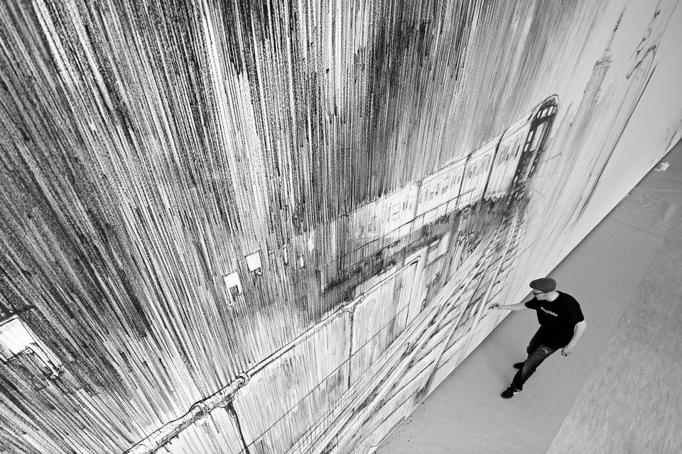 cmp one - graffiti to the left, graffiti to the right